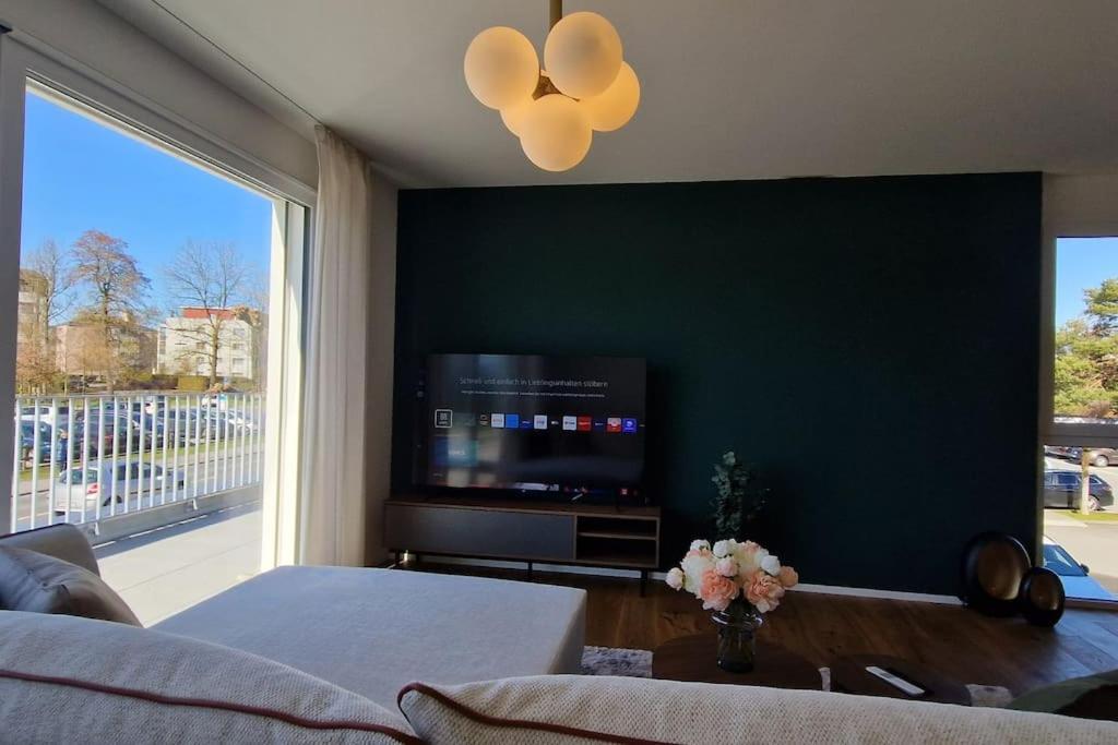 Visionary Hospitality Rothenburg, Lucerne - Premium Apartments With Free Parking, Washer, Kitchen, Terrace, 15' City Exteriör bild