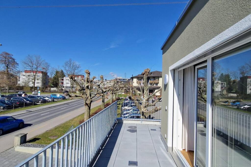 Visionary Hospitality Rothenburg, Lucerne - Premium Apartments With Free Parking, Washer, Kitchen, Terrace, 15' City Exteriör bild